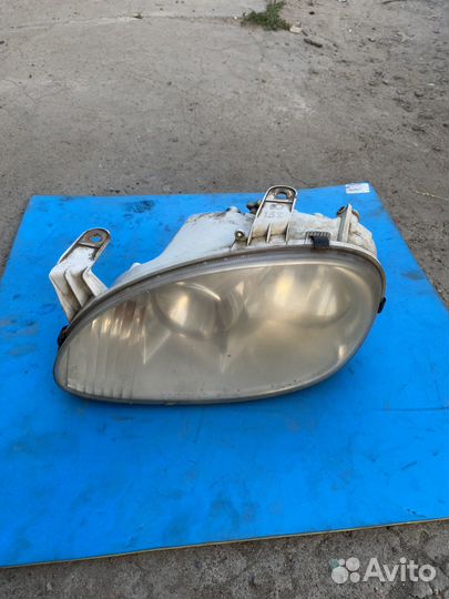 Фара 31105 левая освар волга