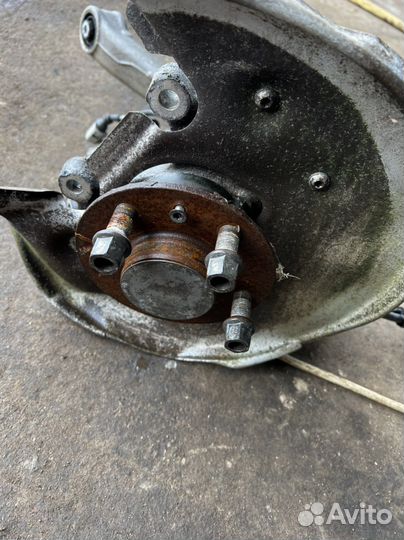 Audi A6 c7 задний кулак