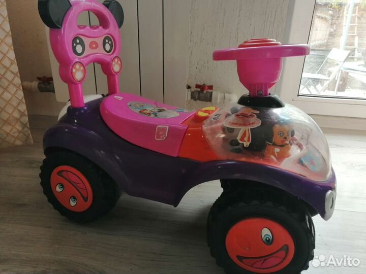 Машинка каталка толокар