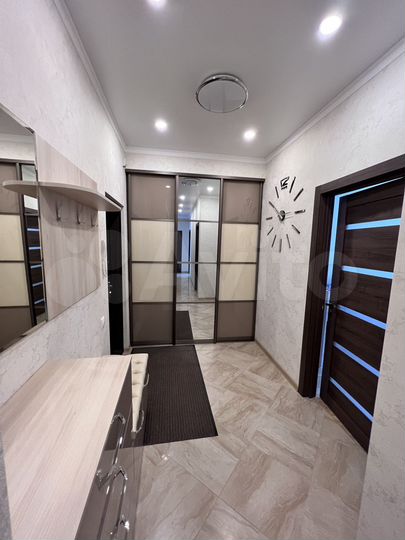 3-к. квартира, 87 м², 7/16 эт.