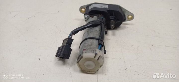 Привод сиденья передний правый Bentley Continental