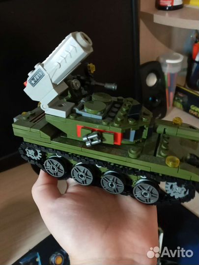 Лего танк и град