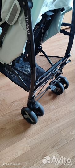 Коляска-трость