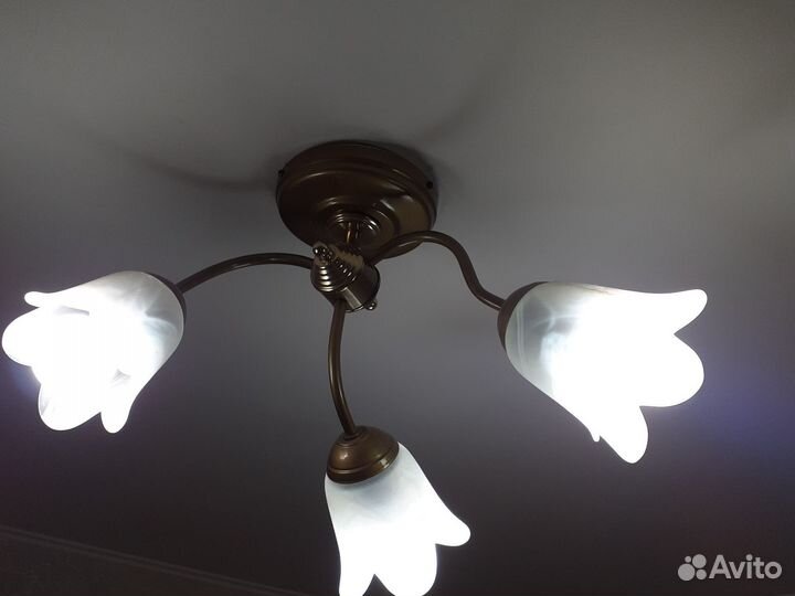 Люстра потолочная бу