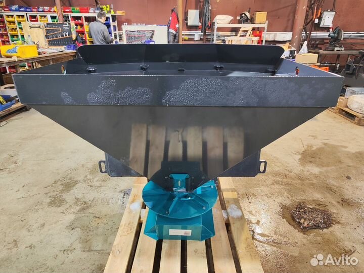 Пескоразбрасыватель для Lonking 312