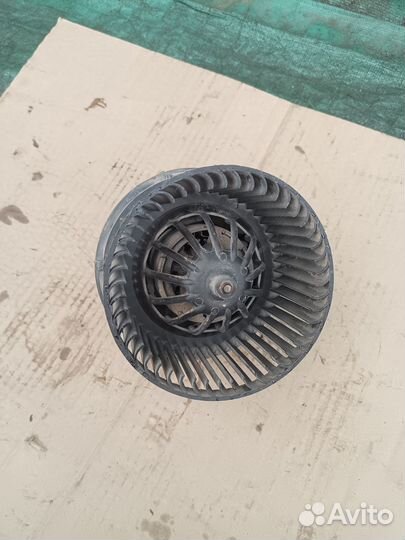 Моторчик отопителя Nissan Almera G15 2014 г