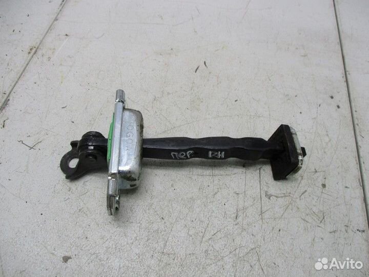 Ограничитель двери передний правый Kia Rio 4 FB