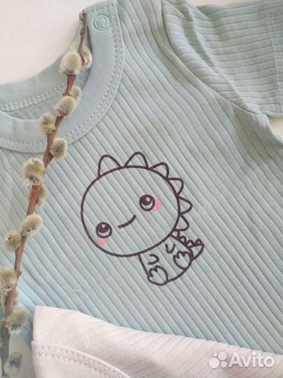 Футболка в рубчик с динозавриком 68,74,80,86