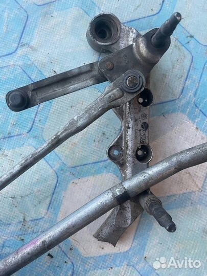 Трапеция стеклоочистителей 4L1955023D