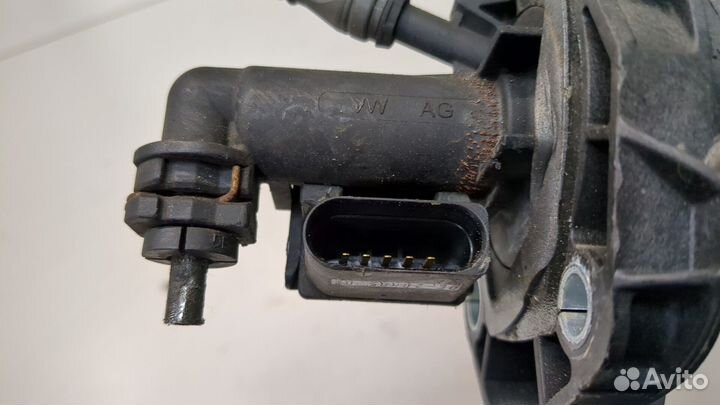 Педаль сцепления Volkswagen Passat 6