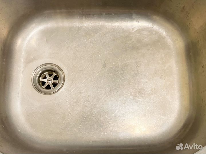 Раковина из нержавейки