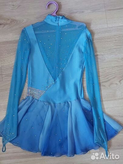 Платье для выступления по фигурному катанию