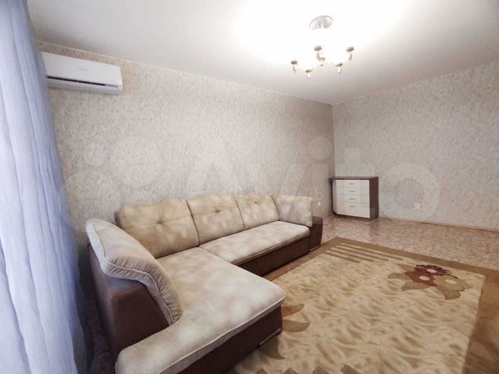 2-к. квартира, 57 м², 9/9 эт.