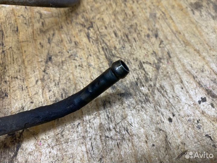 Трубка гур Ford Mondeo II седан NGA 1997