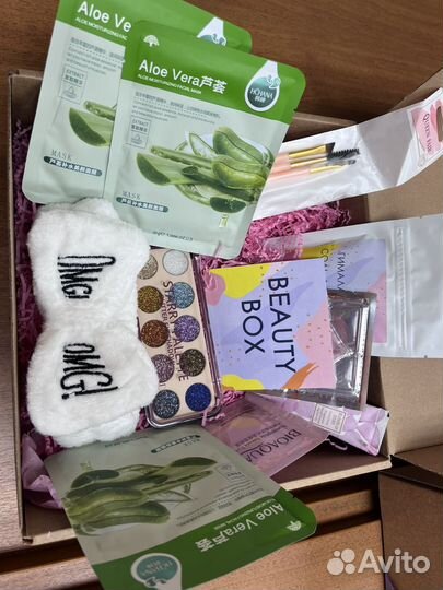 Наборы с косметикой новые