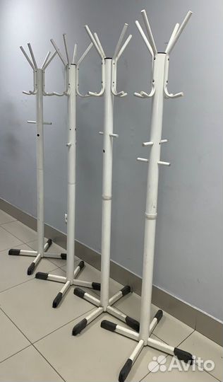 Вешалка напольная б/у