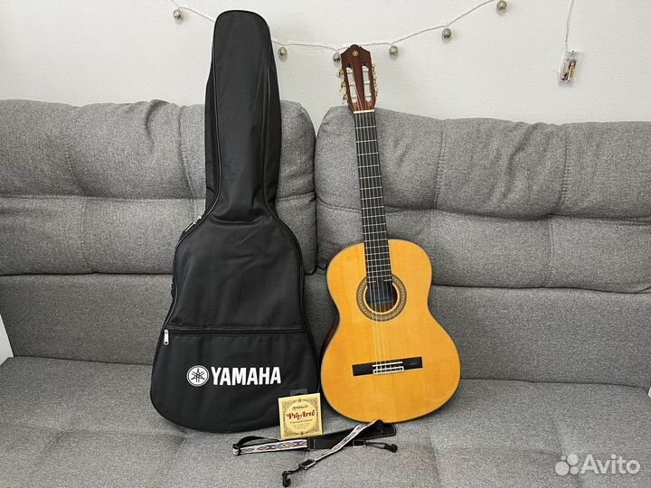 Классическая гитара yamaha c80