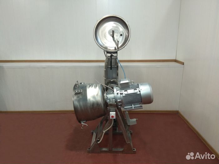 Куттер вакуумный