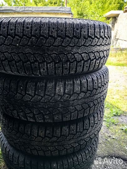 Maxxis ArcticTrekker NP3 225/65 R17