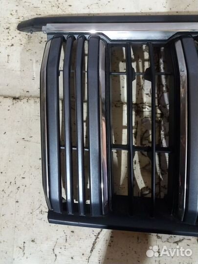 Ленд Крузер Прадо 150 2017- Решетка радиатор 20879