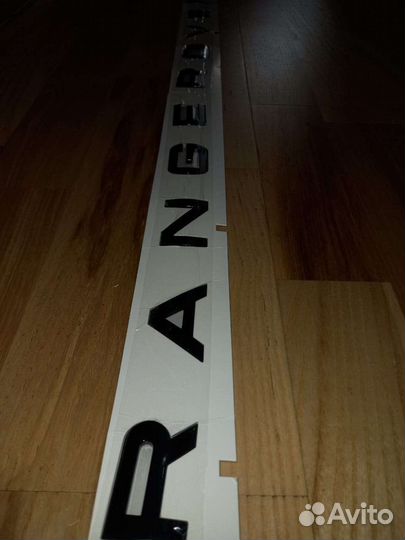 Буквы на модели Land Rover Range Rover оригинал