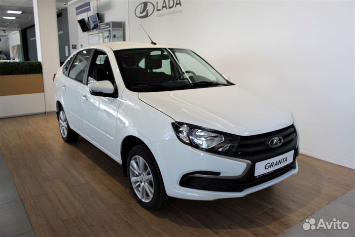 LADA Granta 1.6 МТ, 2023