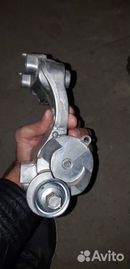 Натяжители приводного ремня Кэмри 40