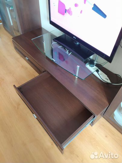 Тумба под тв и полка