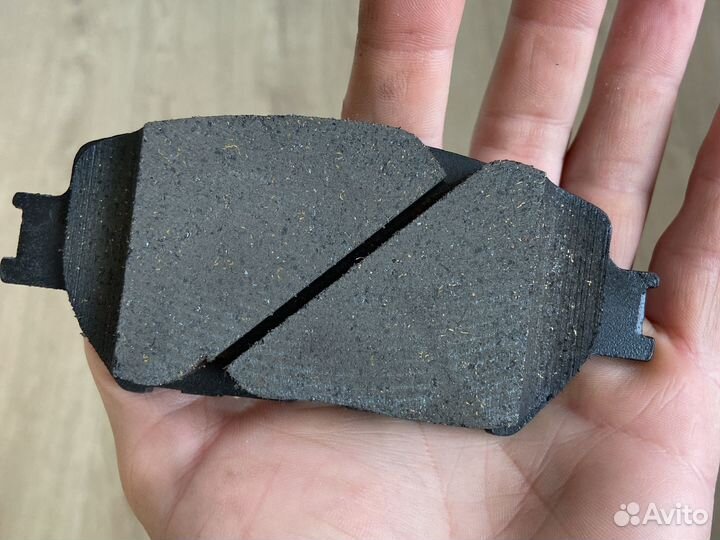 Тормозные колодки toyota