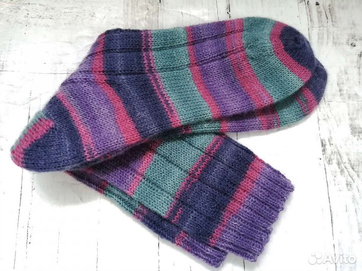 Вязаные женские носочки