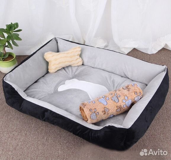 Лежанка для кошек и собак квадратная