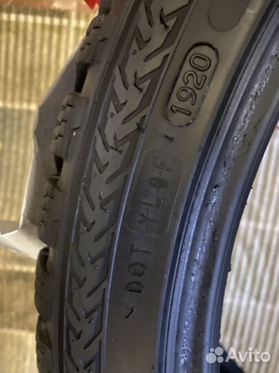 Nokian Tyres Hakkapeliitta 8 255/35 R20