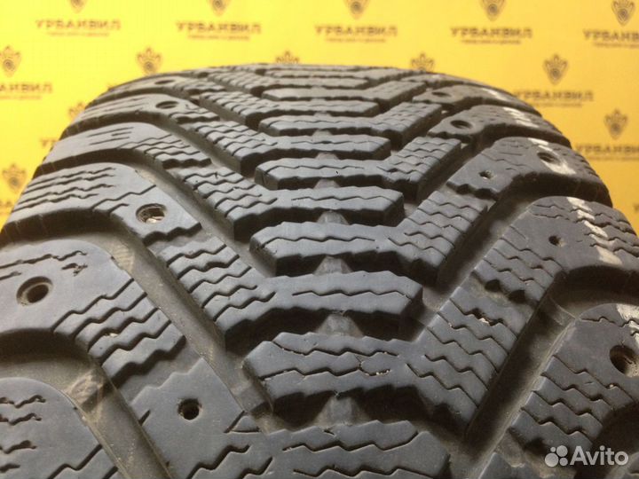 Goodyear UltraGrip 500 215/60 R16