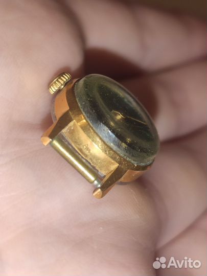 Наручные советские часы