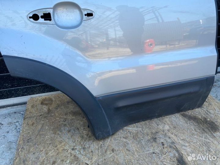 Дверь задняя правая Ford Maverick TM1