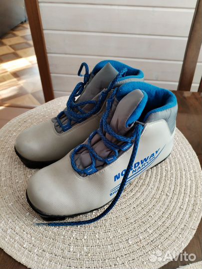 Лыжные ботинки 36 размер