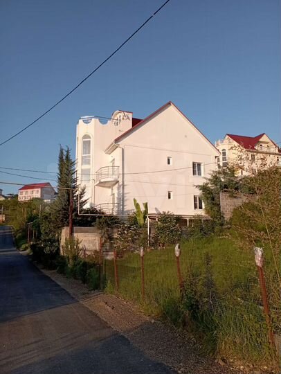 Дом 377 м² на участке 5 сот.