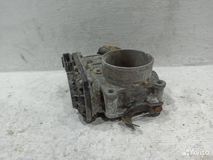 Дроссельная заслонка