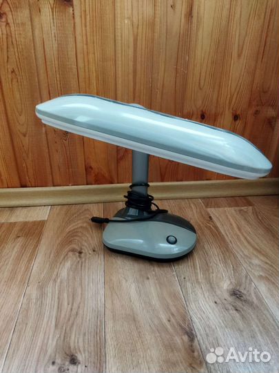 Лампа настольная