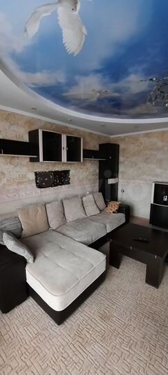 2-к. квартира, 77,1 м², 8/17 эт.