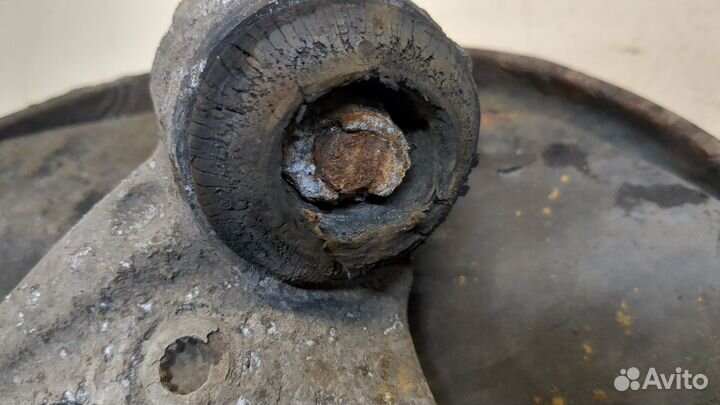 Ступица (кулак, цапфа) Audi A6 (C6), 2006