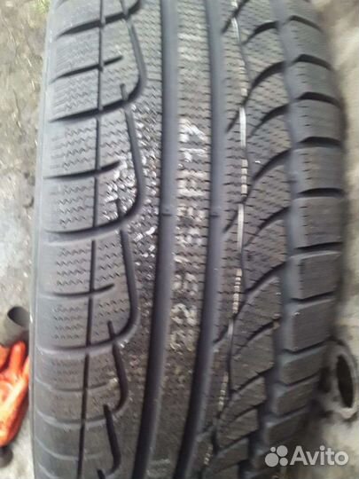 Kumho I'Zen XW KW17 225/55 R17