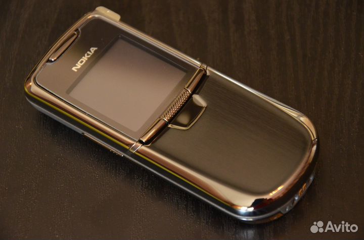 Помогаю отличить оригинал Nokia 8800 от подделки