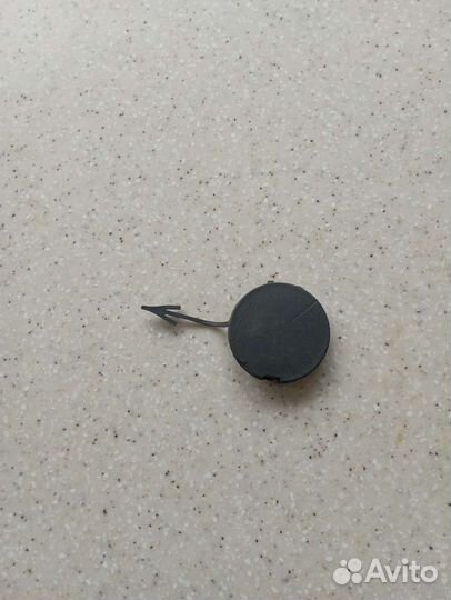 Renault traffic заглушка бампера переднего