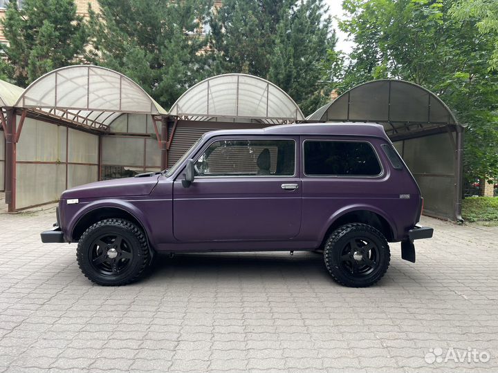 LADA 4x4 (Нива) 1.7 МТ, 2002, 181 000 км