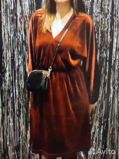 Бархатное платье нарядное reserved