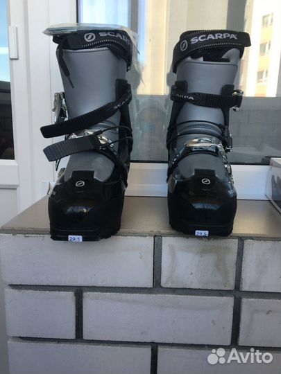 Горнолыжные ботинки Scarpa