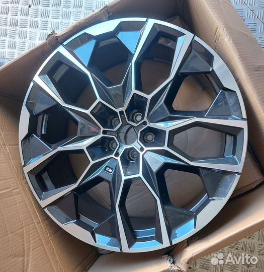 Оригинальные кованые диски R22 BMW