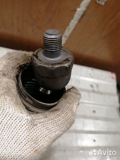 Рулевой наконечник передний левый Volkswagen