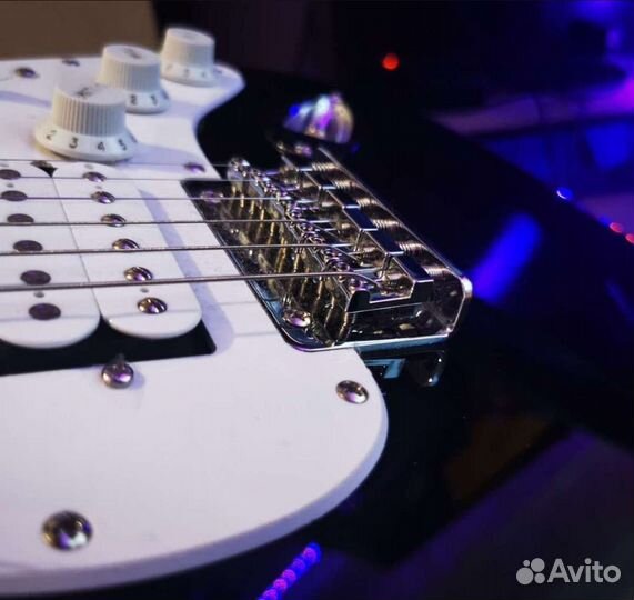 Fender squier bullet strat